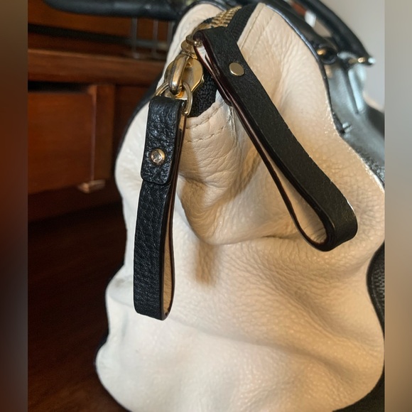 Kate Spade New York Ollie Magnolia Park - Picture 5 of 16